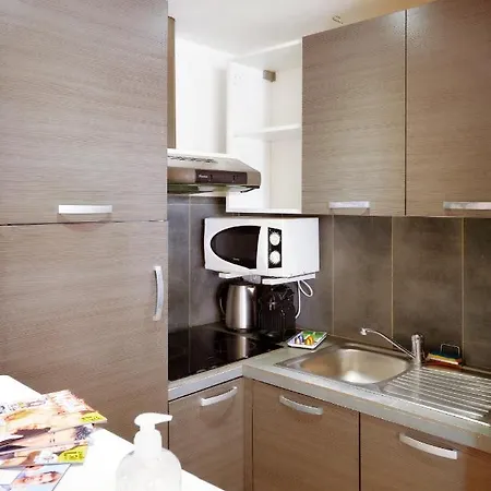 Διαμέρισμα Monaco, Fabulous Studio With Balcony Beausoleil